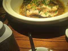 -阿瓦山寨·湘菜现炒·剁椒鱼头王(咸阳总店)
