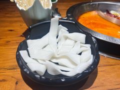 -东巴婆婆云南鱼豆花火锅(大东门店)