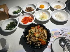 宫廷炒年糕-本家韩国烤肉(青岛万象城店)
