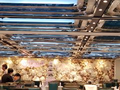 -彩福皇宴(皇室堡店)