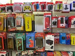 -上海南东电玩(上海置地广场周大福店)