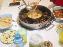 -蛙两只美蛙鱼头火锅(恒茂店)