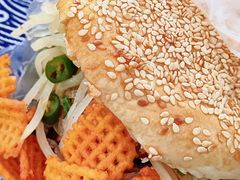 -三兄弟高炉烧饼