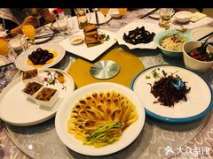 -伊和园清真餐饮