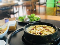 -南渝食府.墨脱石锅松茸鸡