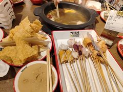-言玖鲜火锅串串披萨自助(益田假日店)