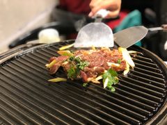 -燚店·铁板鱼蛙·烤肉·烤串(北新桥店)