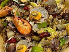 -老东镇啤酒屋海鲜加工·蒸汽海鲜·海鲜烧烤(台东店)