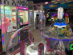 -星悦蓝海欢乐园(石路天虹店)