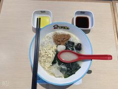 -灵芝妹子海鲜米线(凯德和平广场店)