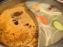 鸳鸯菌汤锅-牛串门串串香(东直门簋街总店)