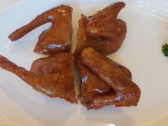 玻璃脆皮乳鸽-利苑酒家(金宝店)