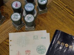 -猫的天空之城概念书店(杭州南宋御街店)