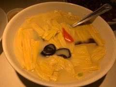 -汤城小厨•粤菜•靓汤(金宝街店)