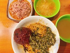 红烧狮子头-谷沙屋面铺