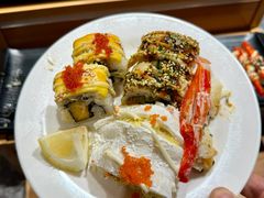 -金马门国际美食百汇(珞喻路店)