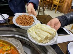 -苗家恒灵酸汤鱼-跳水牛肉连锁店(凯里总店)