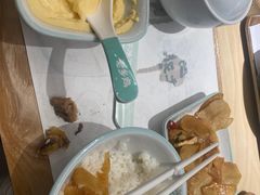 -老乡鸡(上海白玉兰广场店)