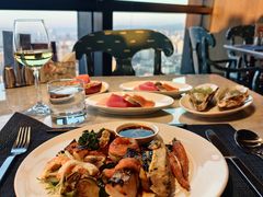 -锦厨国际自助餐厅 · 云端景观 (昆明索菲特大酒店)