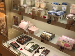 零售区-好利来(北新桥店)