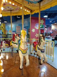 -咔叮卡丁·儿童室内赛车馆