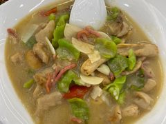 -菌海森林·非遗野生菌火锅(西山区滇池路摩根道店)