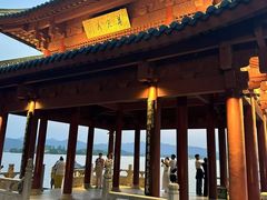 -湖畔居茶楼(湖滨店)