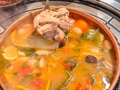 -阿山卓·野生菌火锅·纳西火塘烤肉