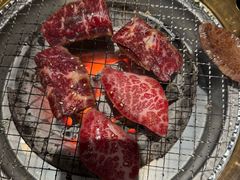 -山川小町·极番烧肉(新地假日广场店)