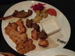 -Efes Turkish & Mediterranean Cuisine 艾菲斯餐厅(陆家嘴店)