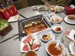 -海底捞火锅(新松江路生日主题店)