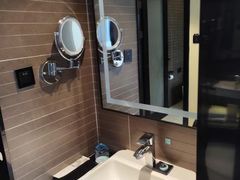 -希岸酒店(深圳北站龙华文体中心店)