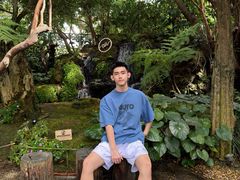 -Chom Cafe and Restaurant