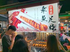 -六合夜市