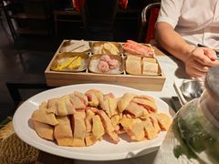 -尚尚仙·酸汤猪手·猪肚鸡火锅(华联万柳购物中心店)