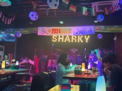 -鲨鱼美式餐厅酒吧Sharky