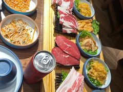 -明洞阿姨·韩式酱蟹烤肉·创意料理(三元桥店)