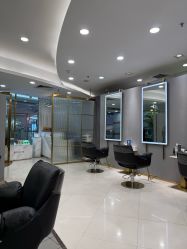 -八佰伴8008星级形象店