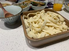 -牛村来人潮汕牛肉火锅(西单店)