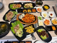 -郑阿姨的家·이모네·韩料&烤肉(武川路店)