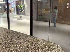 -麦当劳(百联西郊购物中心店)