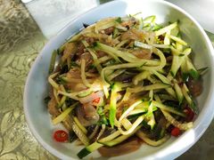黄瓜拌海蜇-良师门滨海人家·海鲜·家常菜(滨海城店)