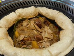 -哈尔滨烧烤·山河村铁锅炖(交大店)