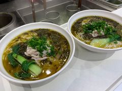 乡村酸菜肉丝米线-乡村基(总府红旗店)