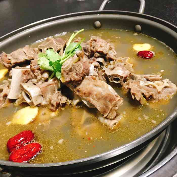润泽园羊蝎子筋头巴脑-"朋友请客来抚宁吃饭,我的家乡,抚宁变化挺.