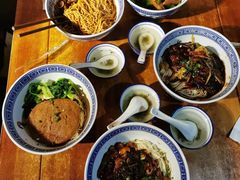 -沪西老弄堂面馆(定西路店)