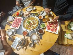 -顶顶汤火牛排火锅·经典铜锅涮肉