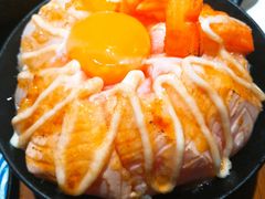 三文鱼火山丼-魔丼屋(日月光店)