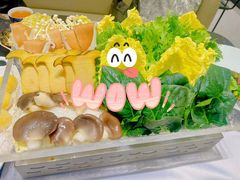 -红鼎豆捞·非遗鲍皇汤火锅(宝丰路店)