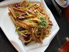 -老来福·非遗酸汤兔(凯旋路店)